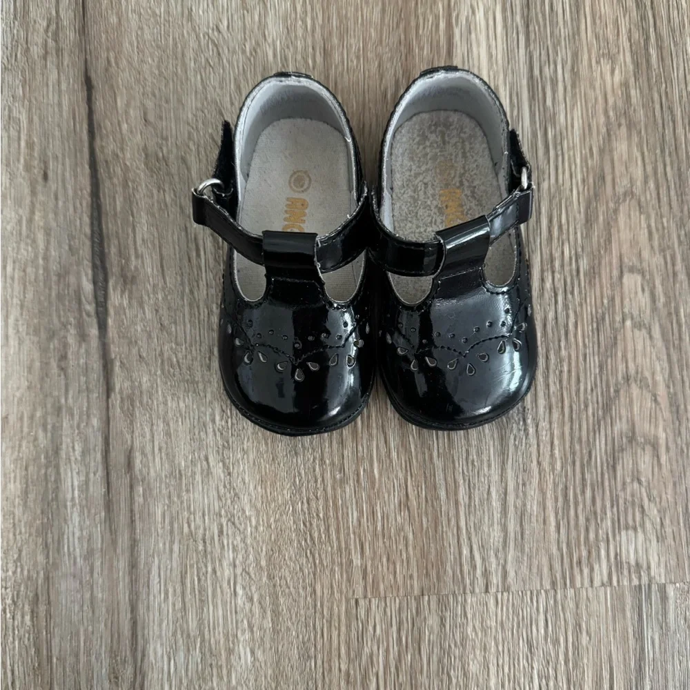 L'Amour Angel Black Patent Dress Shoes for Infants